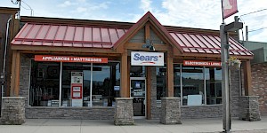 Invermere Fully Leased